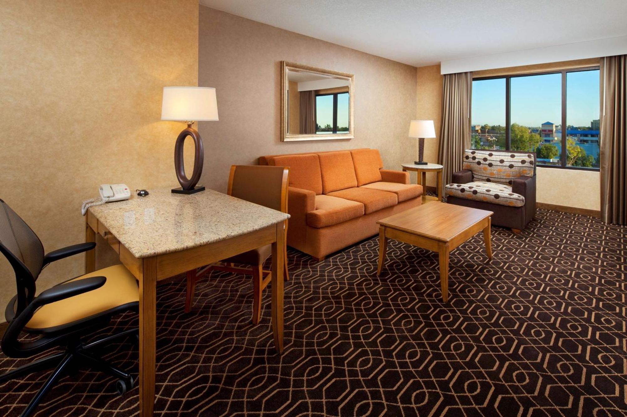 Doubletree Suites By Hilton Anaheim Resort/Convention Center Exterior foto